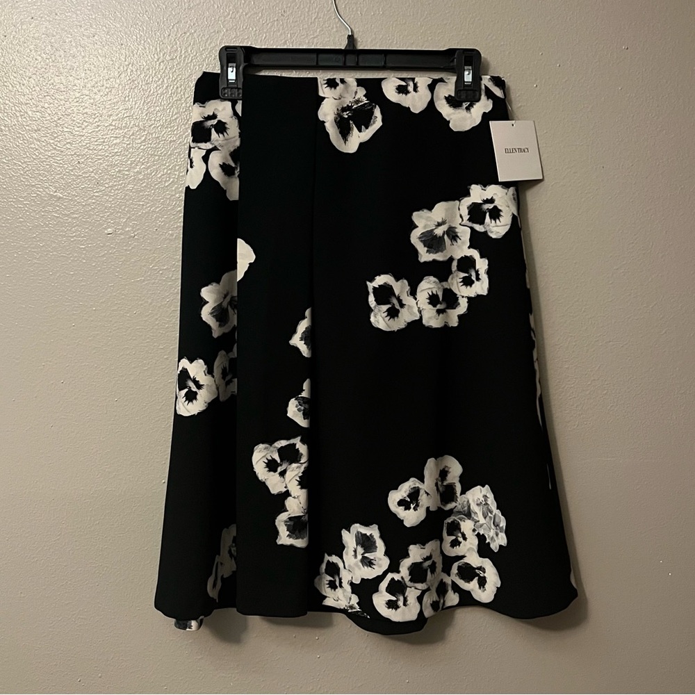 Ellen Tracy Skirt